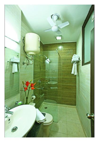 Evergreen 2Bhk Service Apartment Vasant Kunj Fortis Ilbs ニューデリー エクステリア 写真
