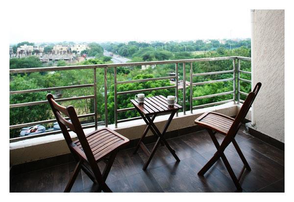 Evergreen 2Bhk Service Apartment Vasant Kunj Fortis Ilbs ニューデリー エクステリア 写真
